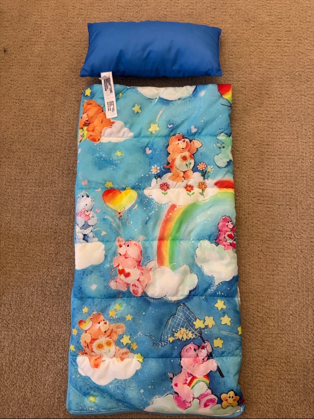 Care Bears & American Girl - Blue Rainbow Sleeping Bag with Pillow & Plush - Picture 5 of 6